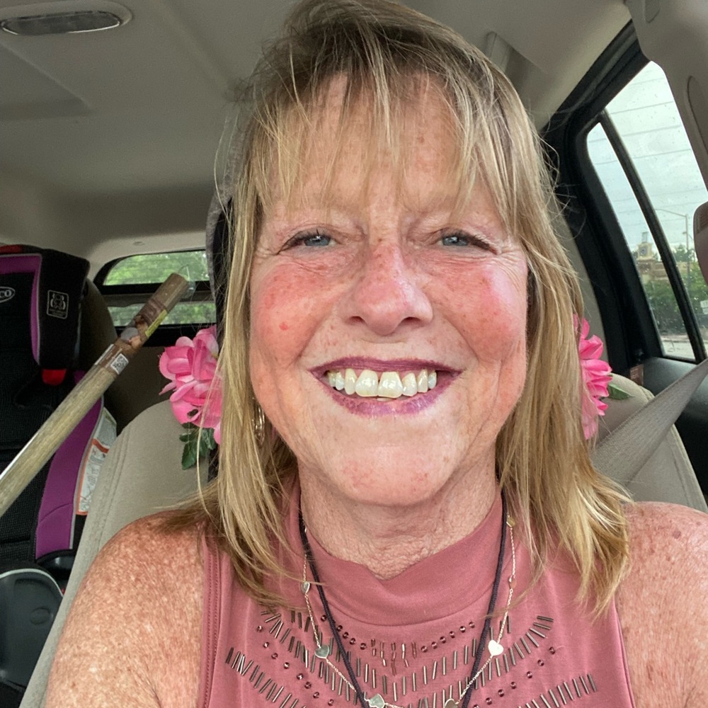 Meet your Posher, Ellie